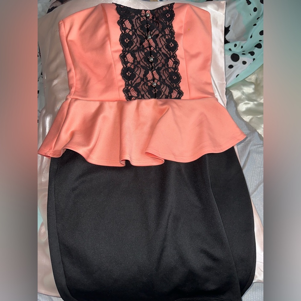Pink and black dress. From company must have. Perfect knitting with buttons.